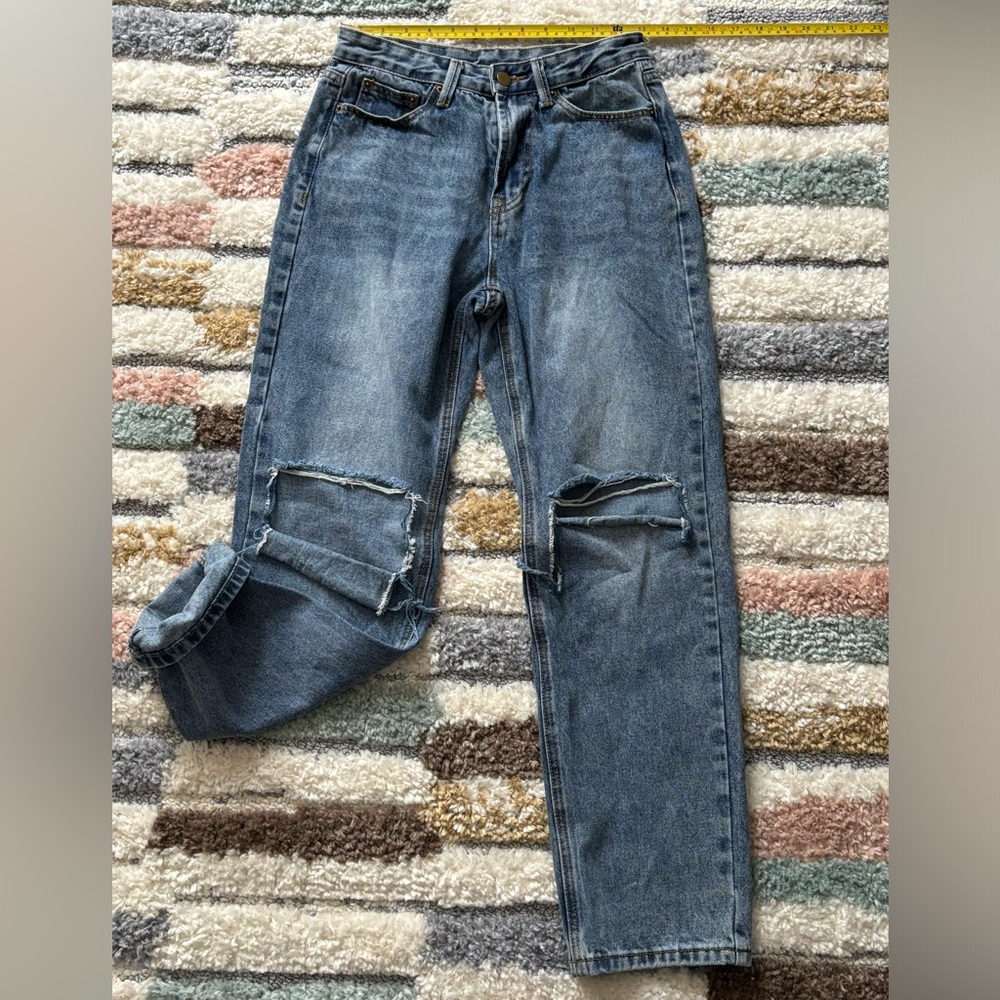 Women’s size S SHEIN Baggy Distressed Jeans High Waist